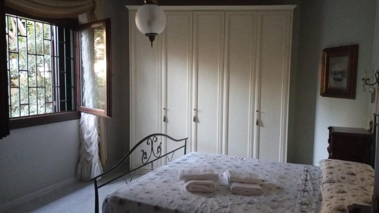 올비아 Domus Garden B&B 외부 사진