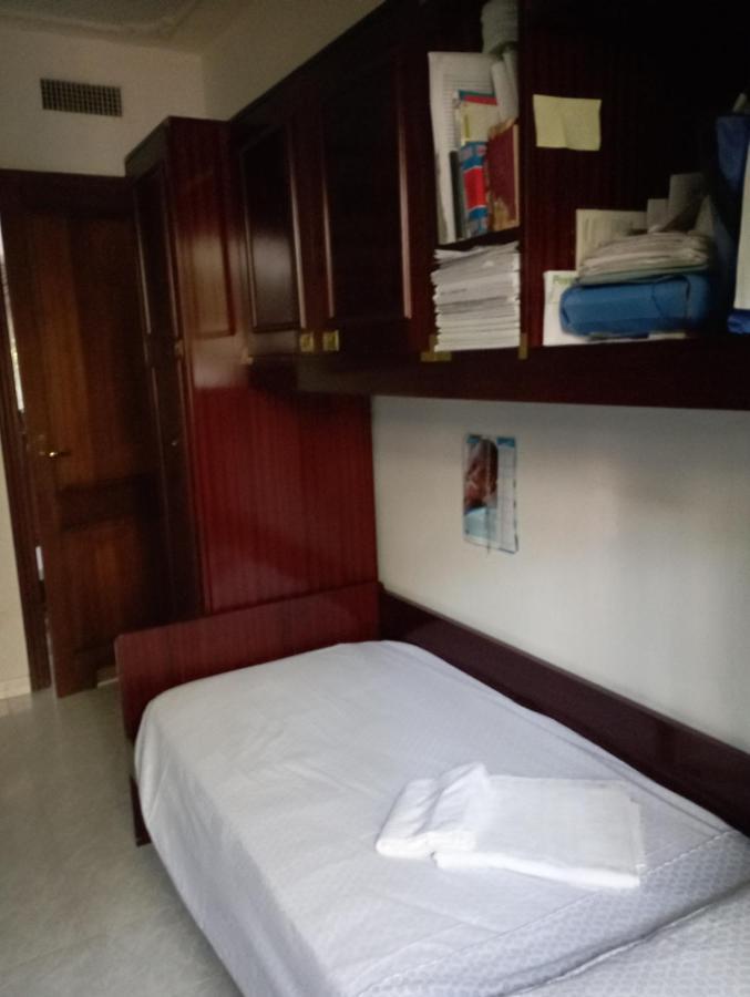 올비아 Domus Garden B&B 외부 사진