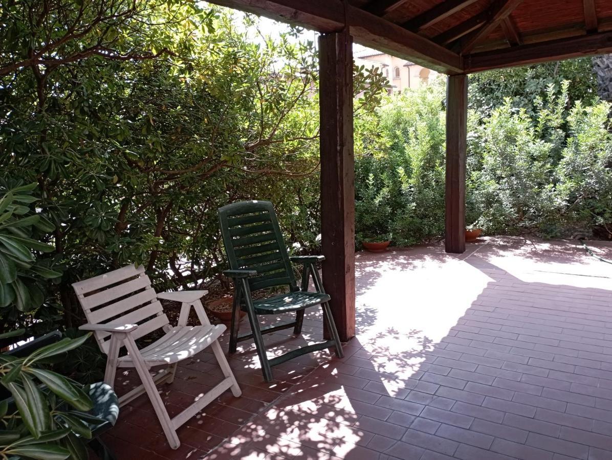 올비아 Domus Garden B&B 외부 사진
