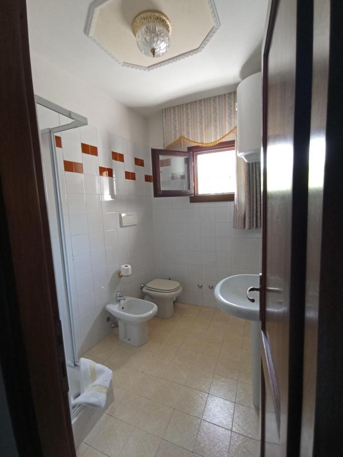 올비아 Domus Garden B&B 외부 사진