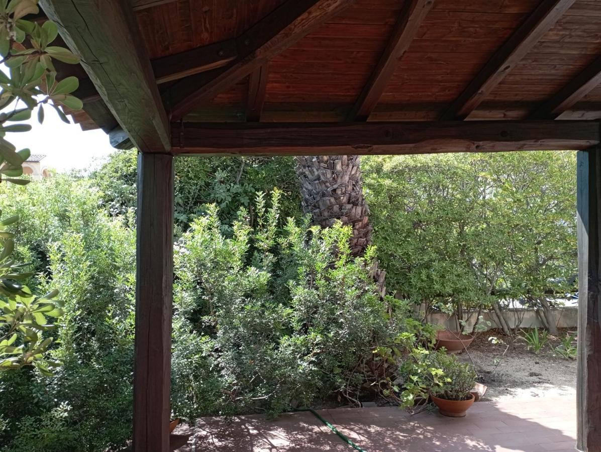 올비아 Domus Garden B&B 외부 사진