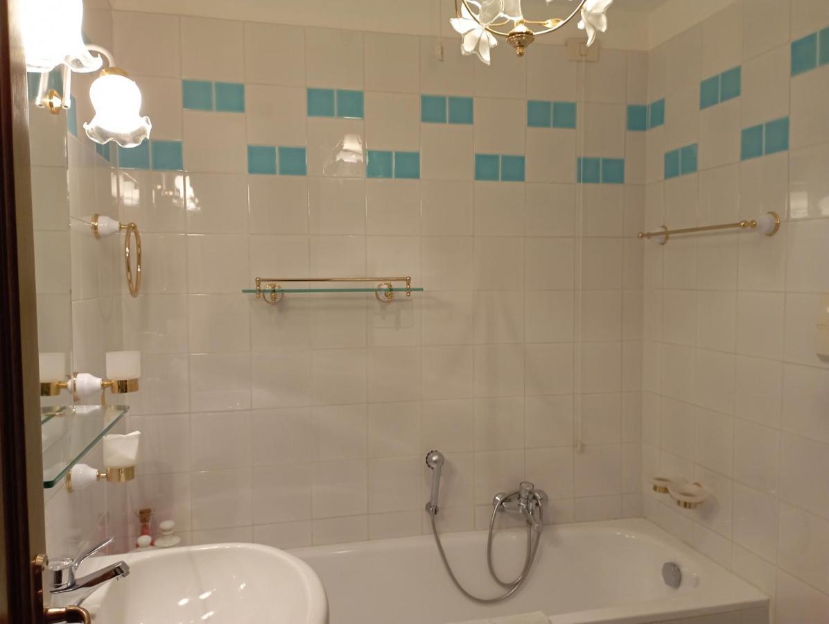올비아 Domus Garden B&B 외부 사진